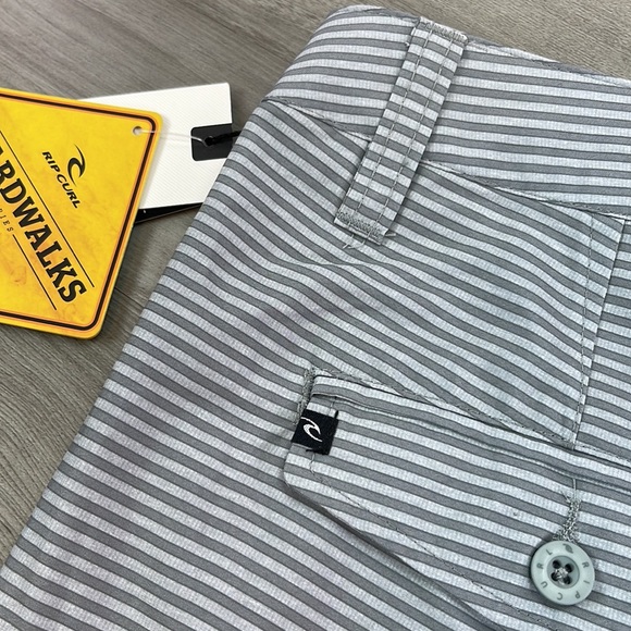 🔹RIP CURL - D CLASSIFIED hybrid SHORTS - Picture 9 of 10